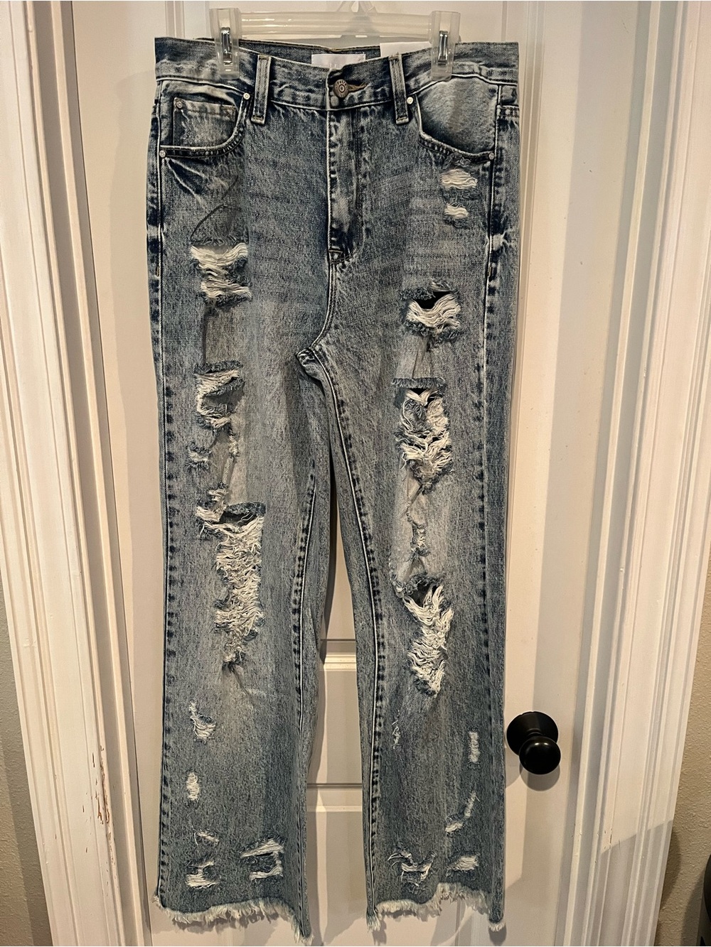 Petra 153 Women’s Light Wash High-Rise Straight Distressed Jeans Size 5